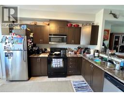 8 HEMLOCK Way UnitNo. 6 - 5