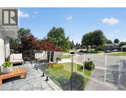 9 LESLIE Drive - 25
