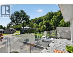 9 LESLIE Drive - 27