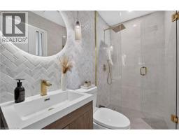 9 LESLIE Drive - 32
