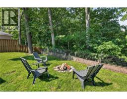 9 LESLIE Drive - 40