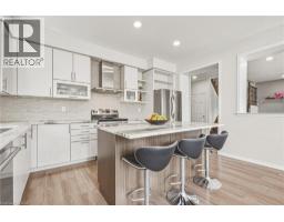 8776 DOGWOOD Crescent - 18