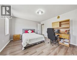 8776 DOGWOOD Crescent - 32