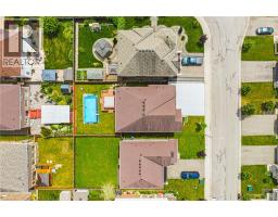 8776 DOGWOOD Crescent - 44