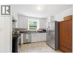16 CARRINGTON Court - 16