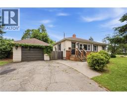 16 CARRINGTON Court - 3