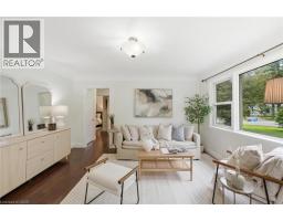 16 CARRINGTON Court - 7