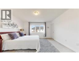 12 EDMINSTON Drive - 17