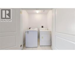 12 EDMINSTON Drive - 32