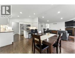107 APPLEWOOD Street - 16