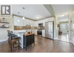 33 ROTH Street - 7