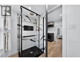 56 DECEW Street - 22
