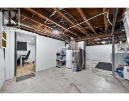 56 DECEW Street - 24