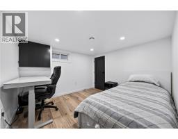 56 DECEW Street - 25