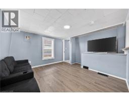 56 DECEW Street - 35