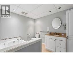 56 GOLDEN ACRES Drive - 22