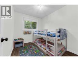 12 WOODS End - 22