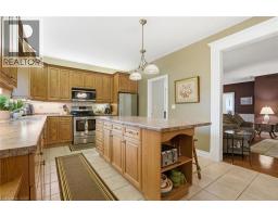 19 GREEN POINTE Drive - 16