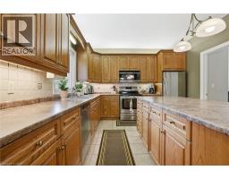 19 GREEN POINTE Drive - 17