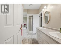 19 GREEN POINTE Drive - 23