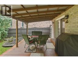 19 GREEN POINTE Drive - 44