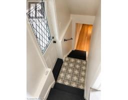26 CAMPBELL Avenue - 32