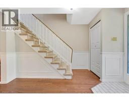 15 LEWIS Crescent - 21