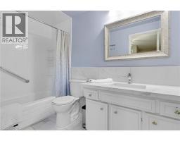 15 LEWIS Crescent - 23