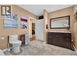 657 IROQUOIS Avenue - 18