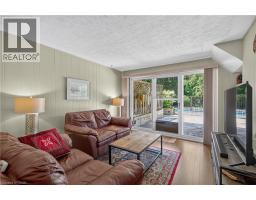 657 IROQUOIS Avenue - 25