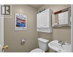 657 IROQUOIS Avenue - 28