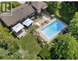 657 IROQUOIS Avenue - 42