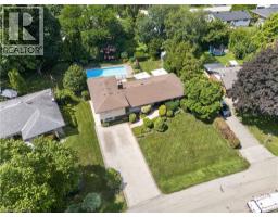 657 IROQUOIS Avenue - 43