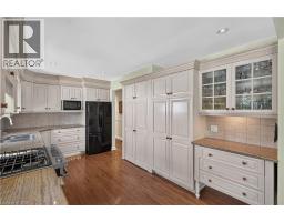 657 IROQUOIS Avenue - 9