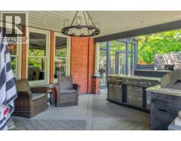18 BRANT Road N - 39