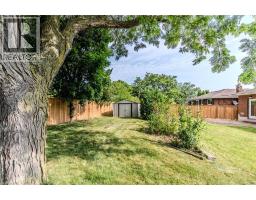 17 WOODSVIEW Avenue - 30