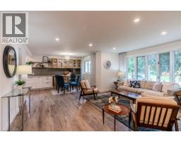 17 WOODSVIEW Avenue - 4