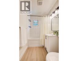 21 CULHAM Drive - 28