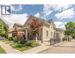 40 MOORE Avenue - 1