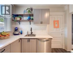 39 KERR Street - 15