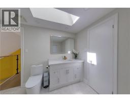 205 JANEFIELD Avenue - 26