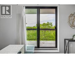 966 QUEENSTON Road UnitNo. 605 - 22