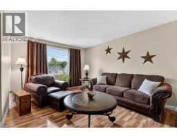 3710 BRUNSWICK Avenue - 10