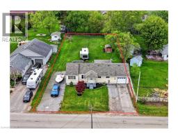 3710 BRUNSWICK Avenue - 2