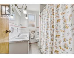208 GLENCARRY Avenue - 10