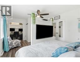 33 CENTENNIAL Parkway S - 28
