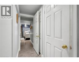 33 CENTENNIAL Parkway S - 36