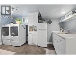 33 CENTENNIAL Parkway S - 37