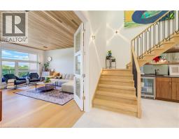 441 EAST Avenue - 17