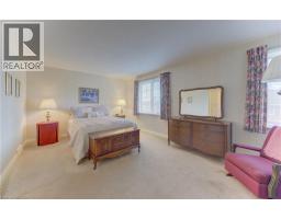298 ROXTON Drive - 17